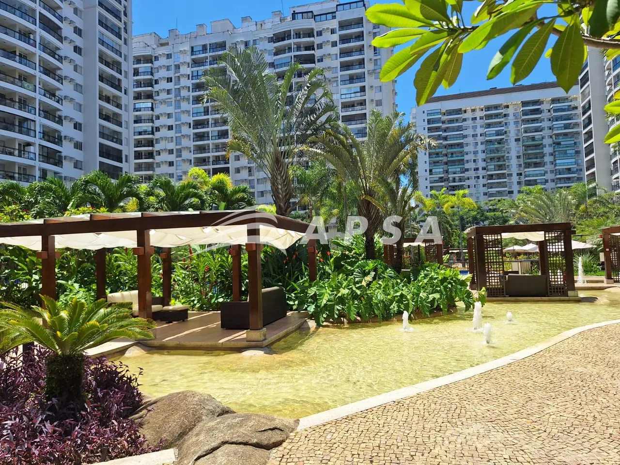 Apartamento de 2 quartos com cozinha integrada e varanda — photo 16