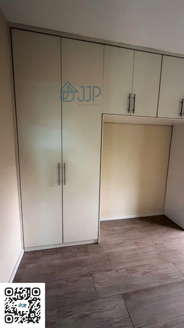 Apartamento de 2 quartos com closet — photo 8