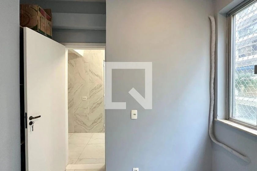 214 m² apartment with 4 bedrooms and 2 parking spaces — photo 48