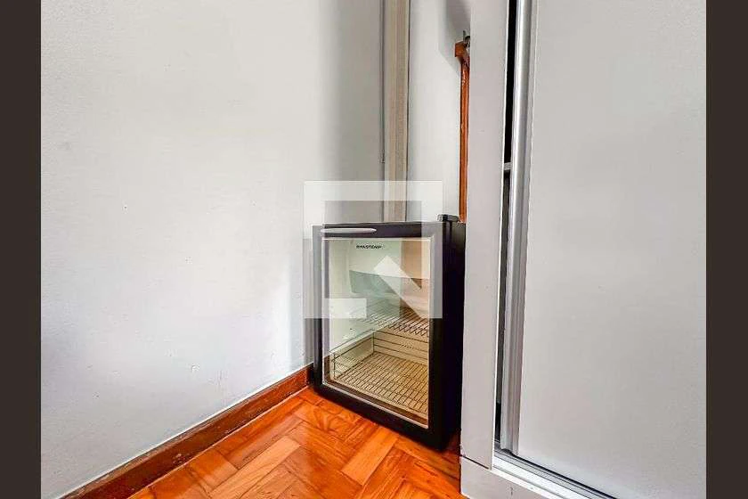 96 m² apartment with 3 bedrooms and a separate kitchen — photo 30