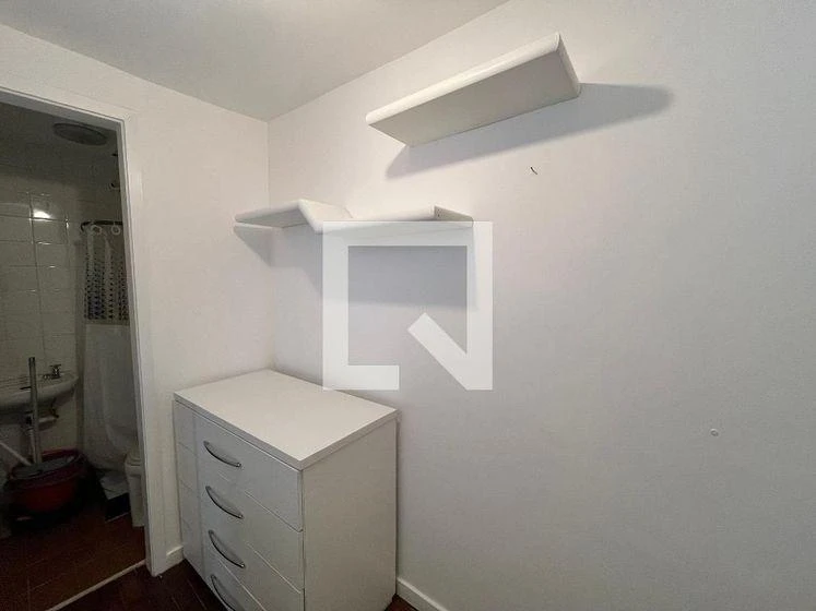 Гардеробная и 2 спальни: квартира 90 м² — photo 33