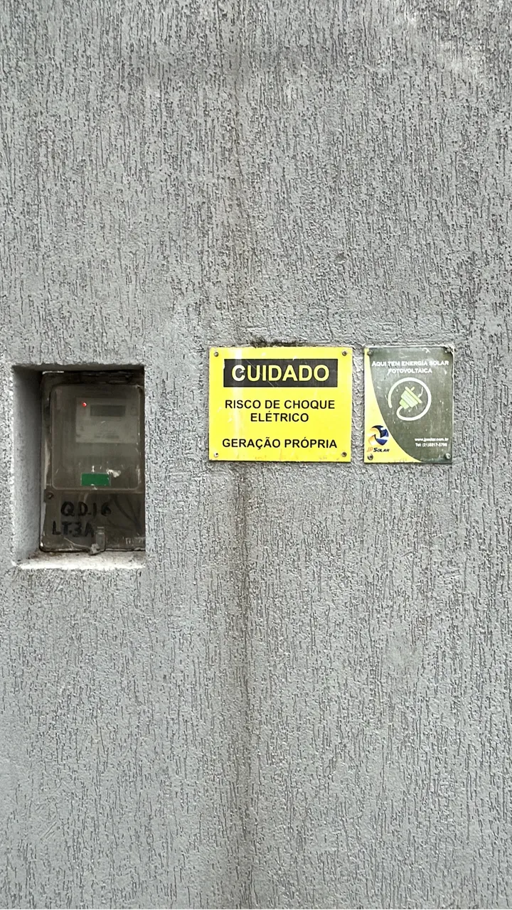 Casa com 3 quartos e 5 banheiros com cozinha integrada — photo 19