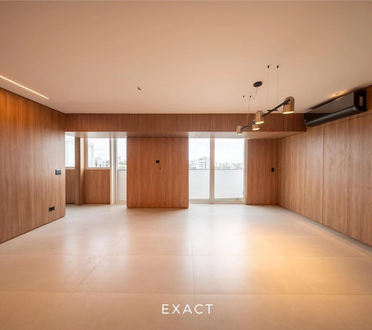 3-bedroom apartment in a building with a gym — photo 15