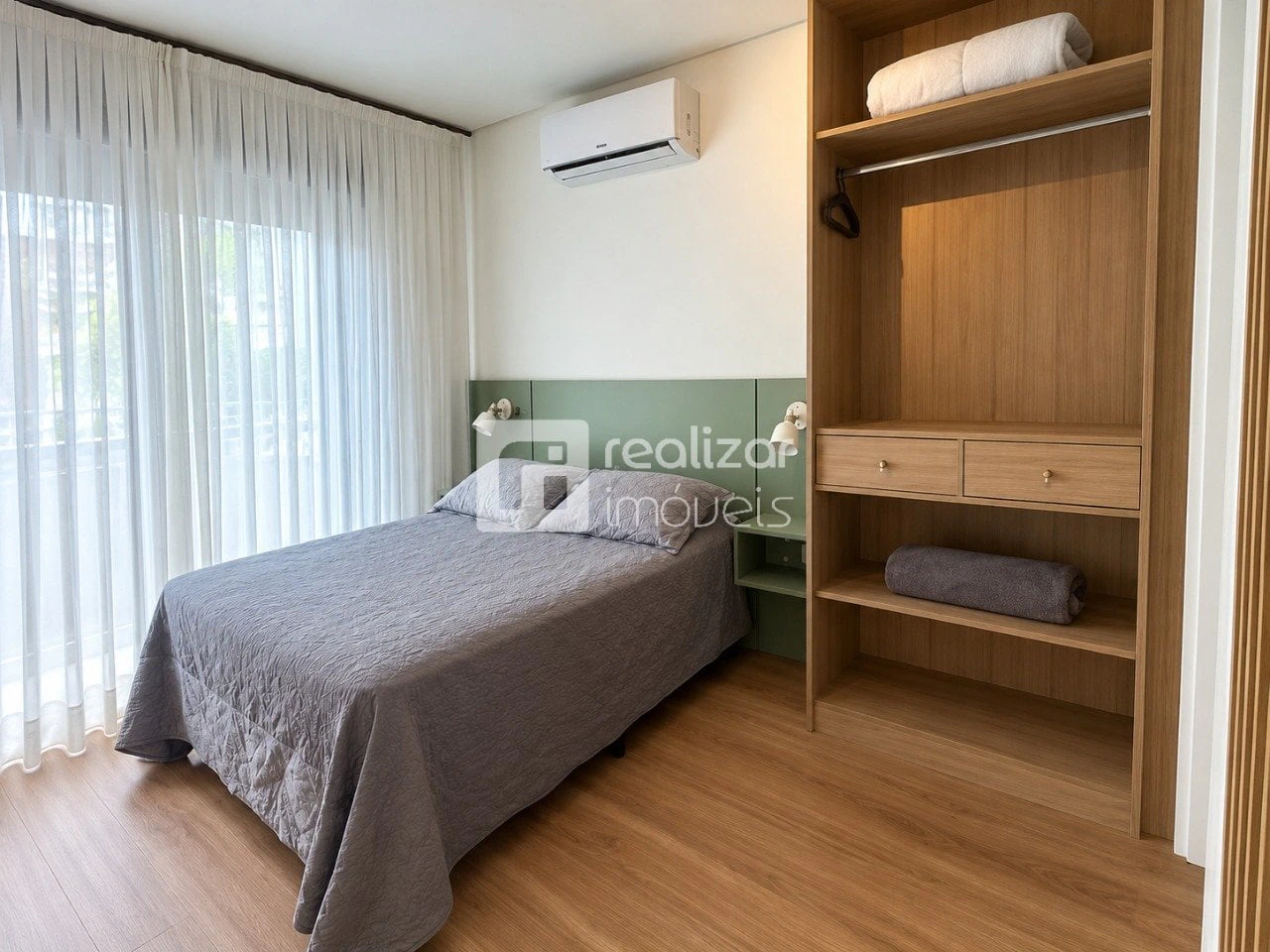Furnished apartment, 39 m², with a grill on the balcony — photo 6