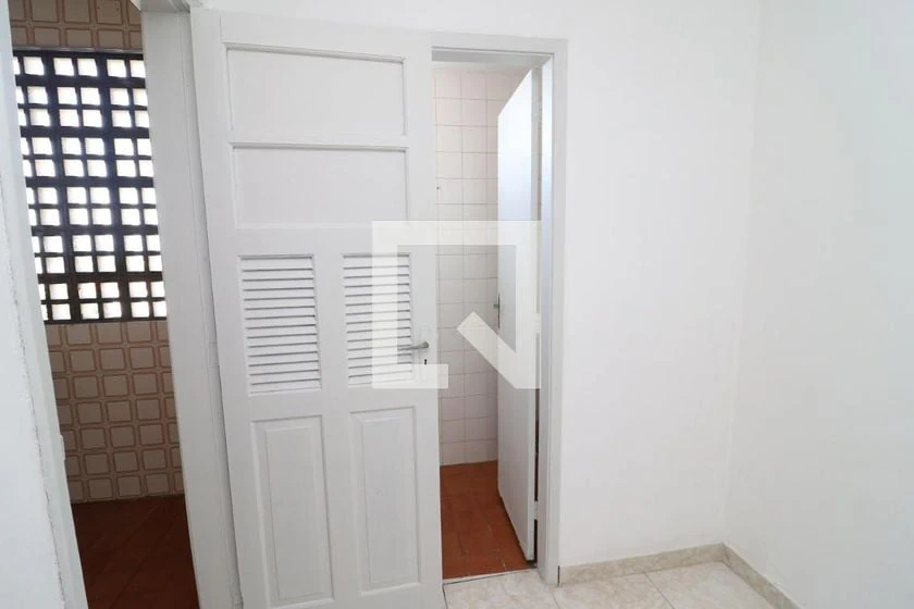 86 m² apartment with 2 bedrooms and 2 bathrooms — photo 28