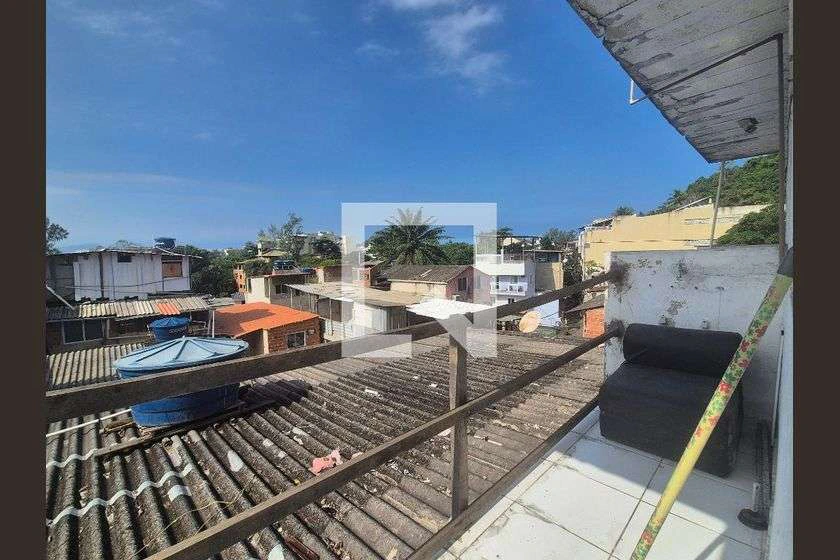 1-bedroom apartment with balcony and 30 m² of space — photo 4