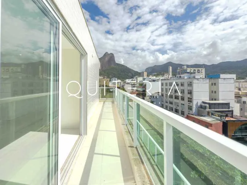 Duplex apartment, renovated, 4 bedrooms and 5 bathrooms — photo 19