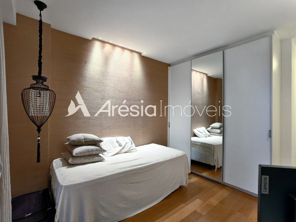 Furnished apartment with 4 bedrooms and private BBQ area — photo 30
