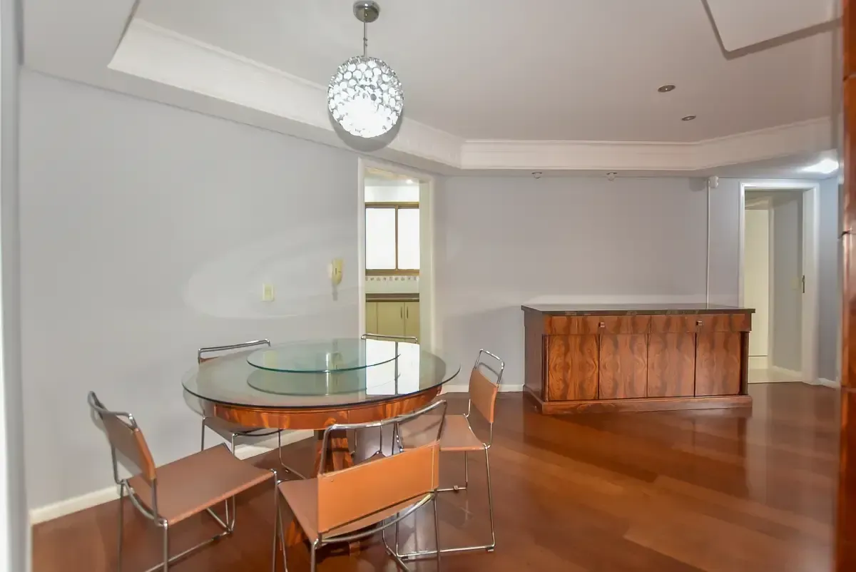 2-bedroom apartment with a home office — photo 7