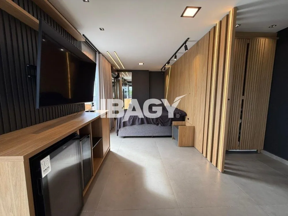 Furnished apartment, 56 m², with a water view — photo 4