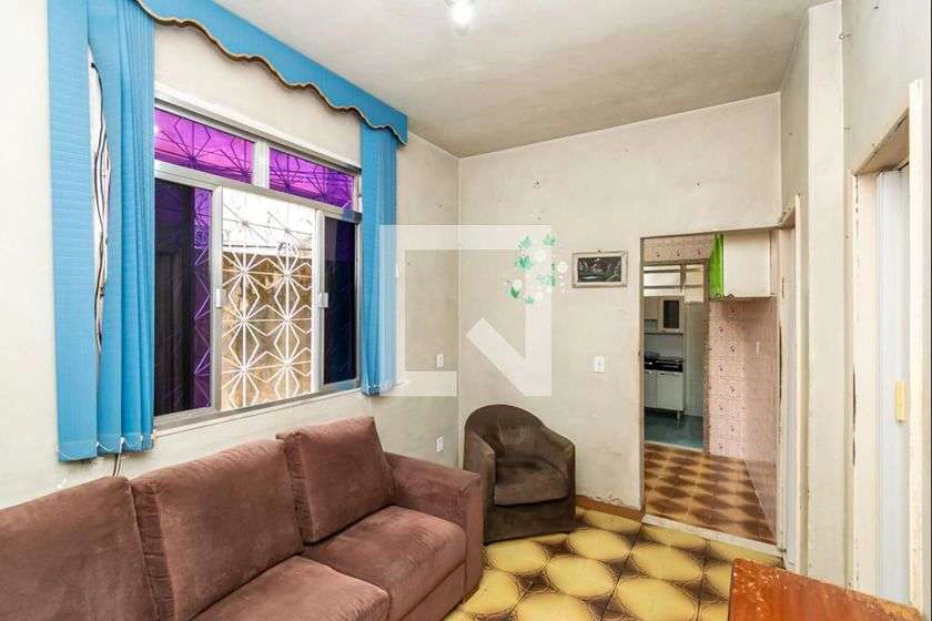 5-bedroom house with closed kitchen and 558 m²