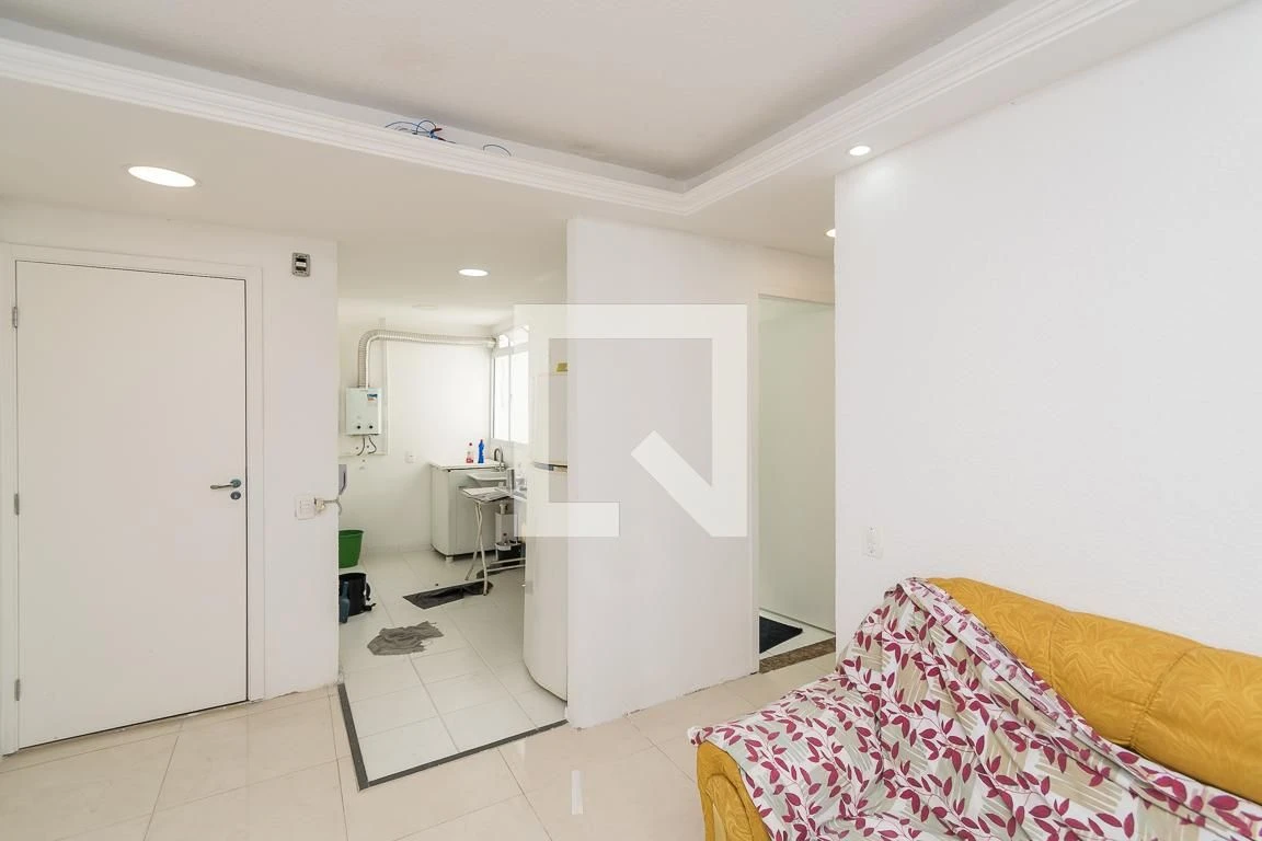 Washing machine in a 2-bedroom apartment, 43 m² — photo 28