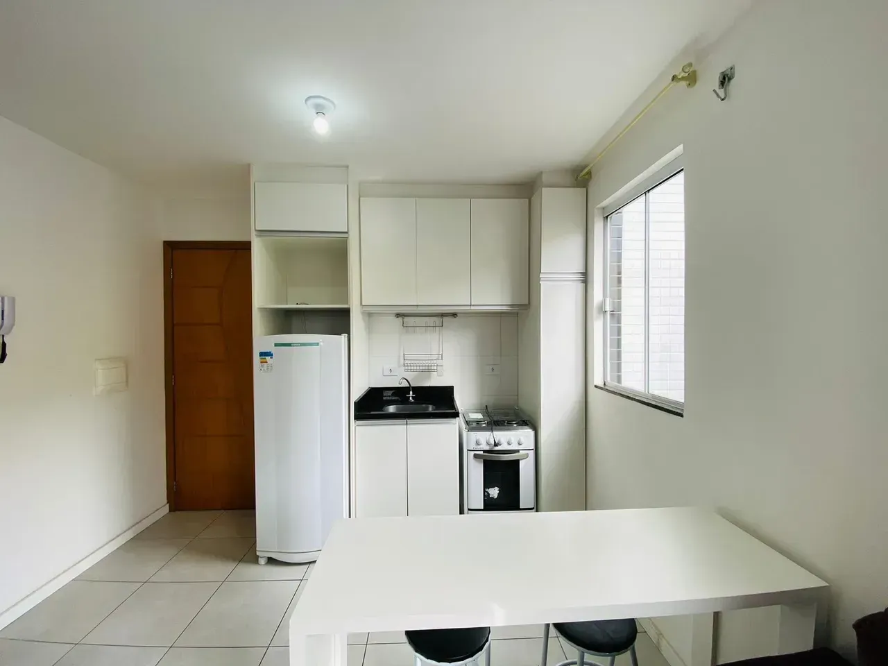 Furnished 25 m² apartment with 1 bedroom and open-plan kitchen — photo 2