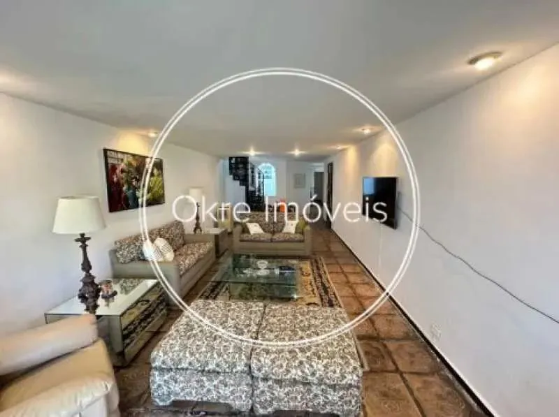 Furnished apartment with 4 bedrooms and 5 bathrooms — photo 15