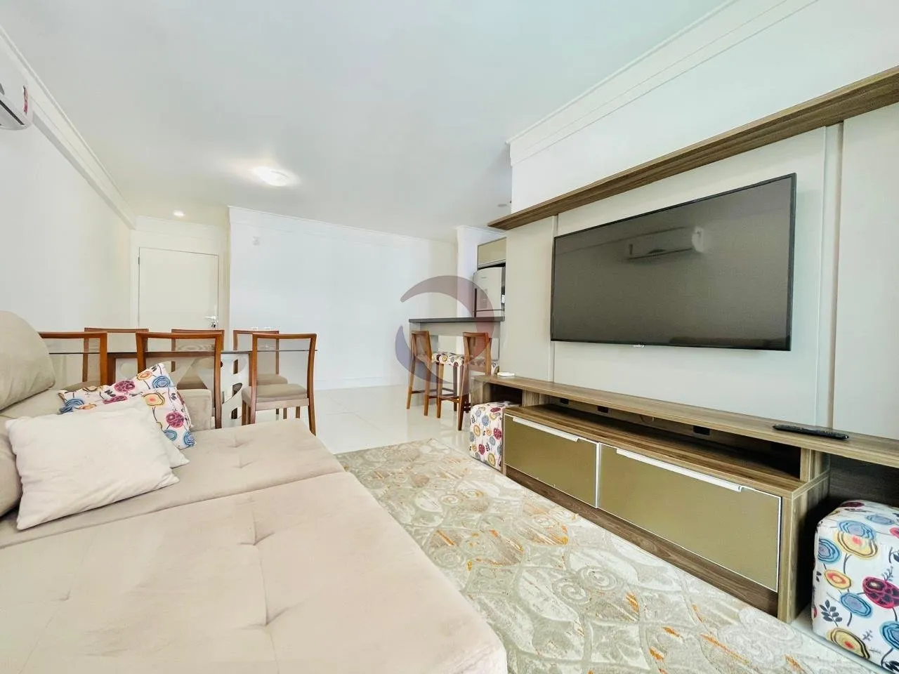 Furnished 2-bedroom apartment with suite and 3 bathrooms
