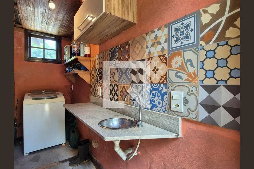 Furnished house, 2100 m², with a home office — photo 32