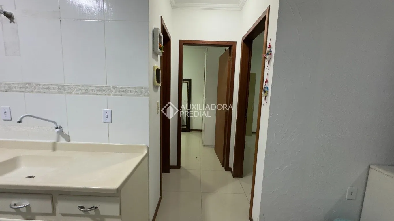 Apartamento de 2 dormitorios con cocina abierta y 82 m² en el 1er piso — photo 28