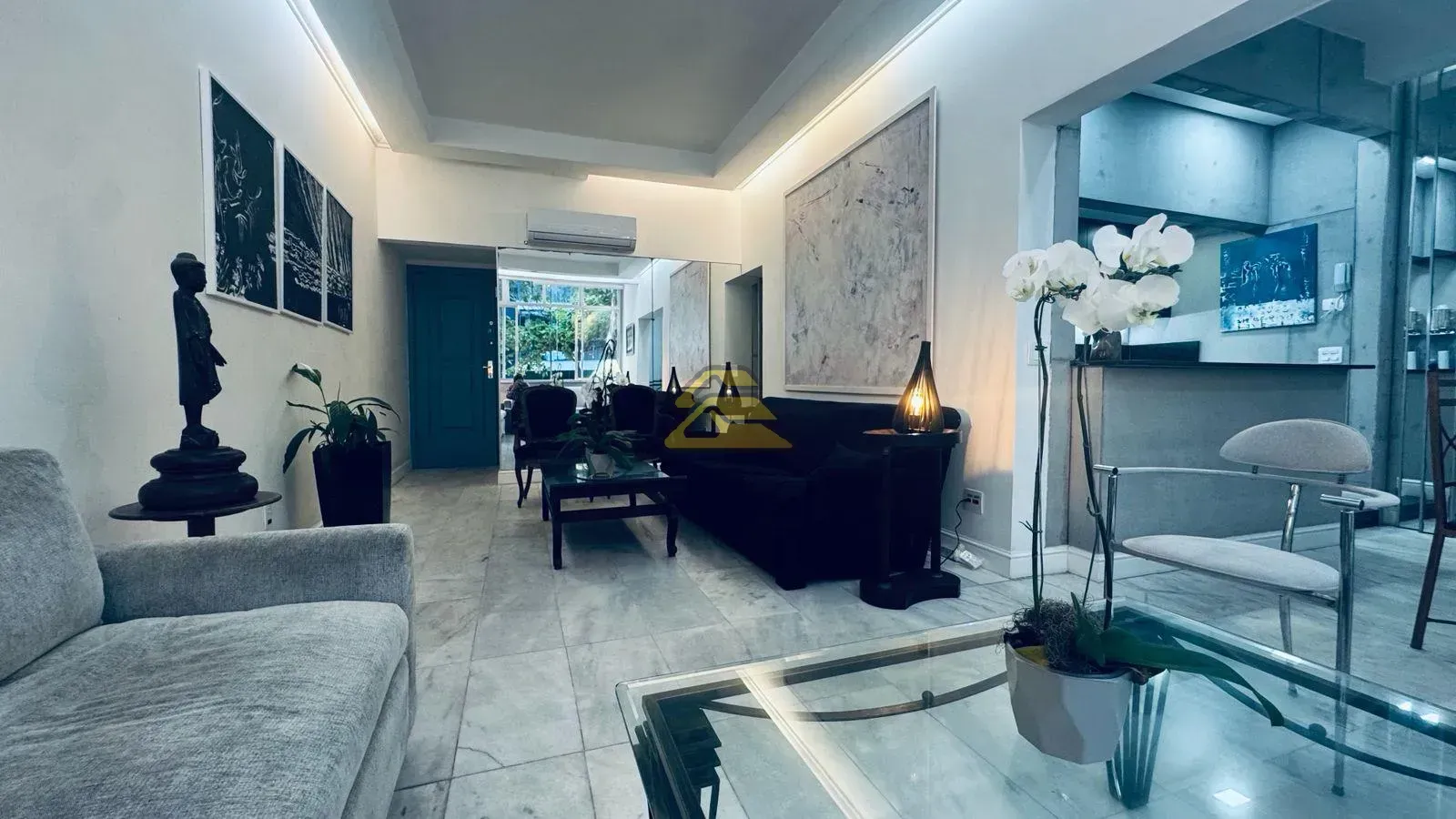 100 m² apartment with 2 en-suite bedrooms and parking — photo 25
