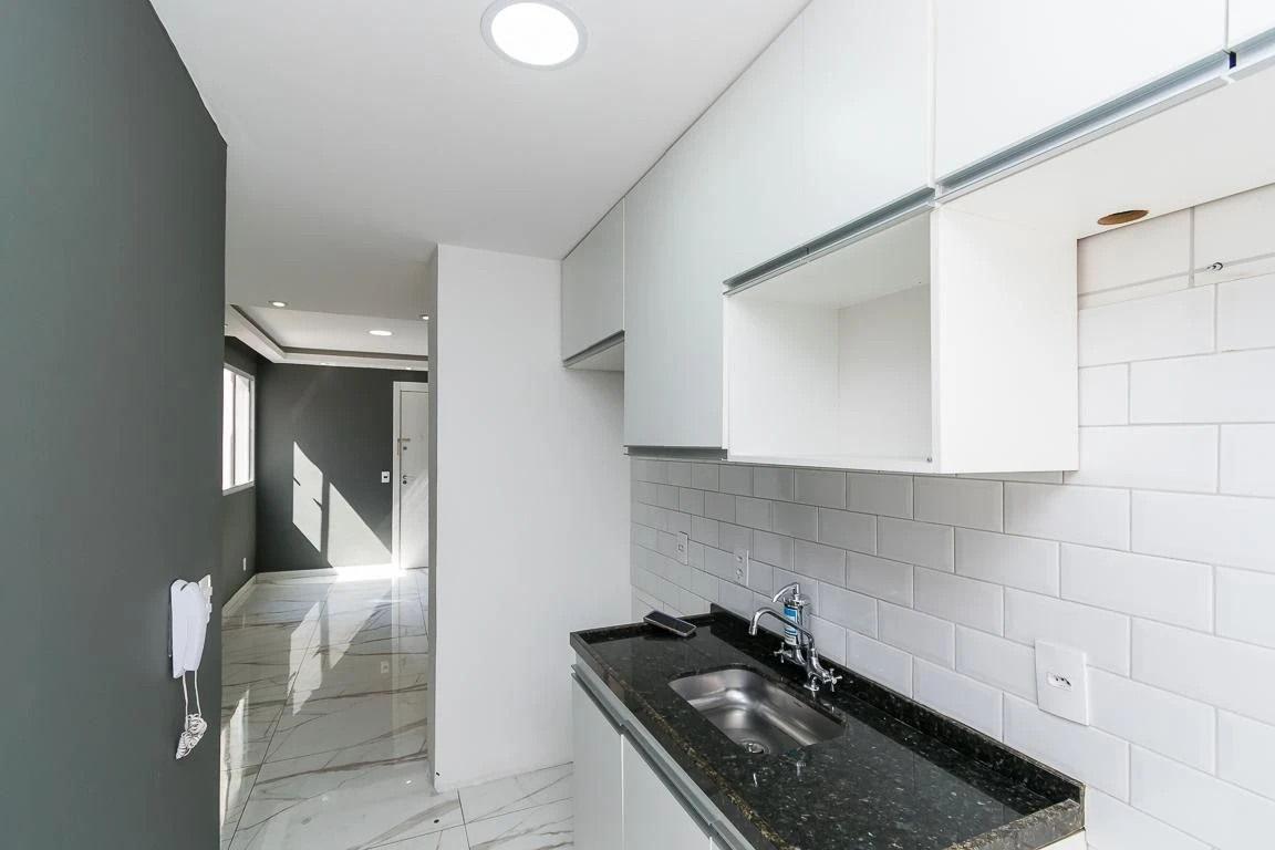 2-bedroom apartment in a building with a gym — photo 21