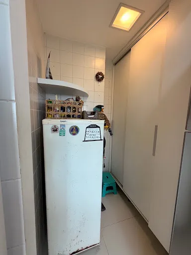 3-bedroom apartment with a glass-enclosed balcony — photo 19
