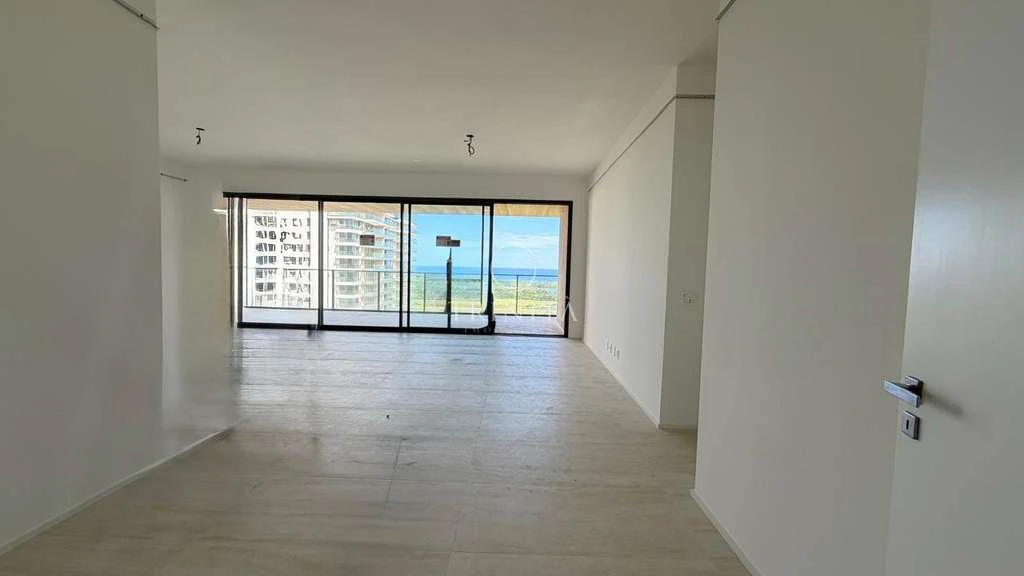 Apartamento 230 m² com 4 suítes e varanda — photo 8