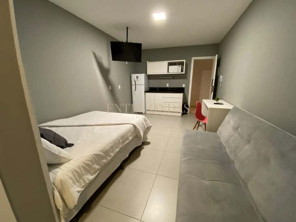 Furnished studio in a building with a gym — photo 15