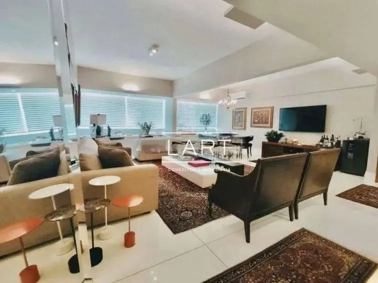 Apartamento com 3 quartos e 4 banheiros e cozinha americana — photo 11