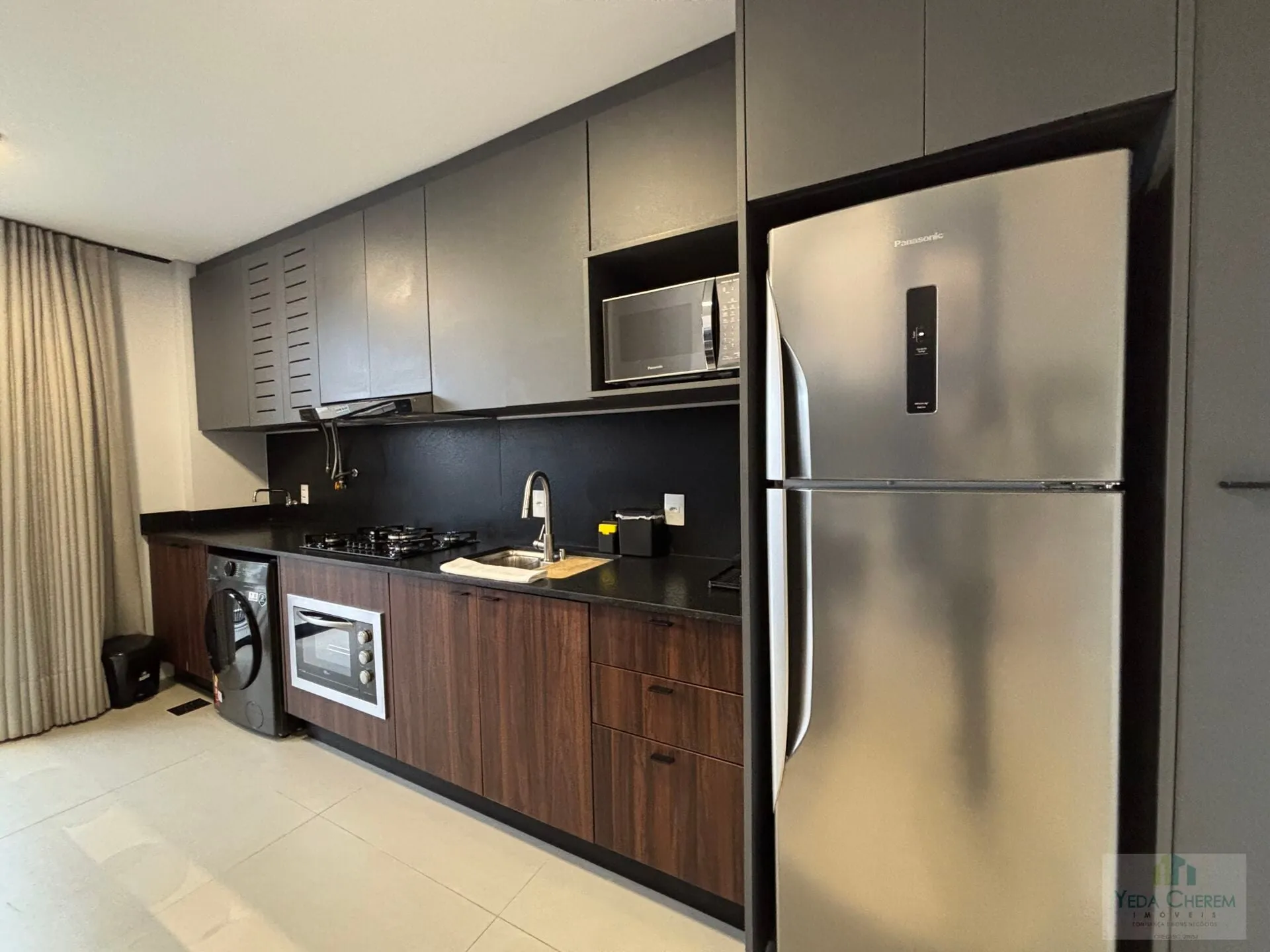 One-bedroom apartment with a home office — photo 13