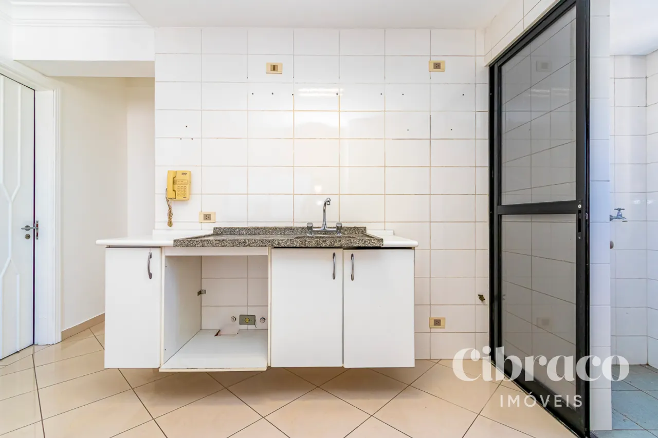 Apartamento de 1 quarto com sacada e área de serviço — photo 8