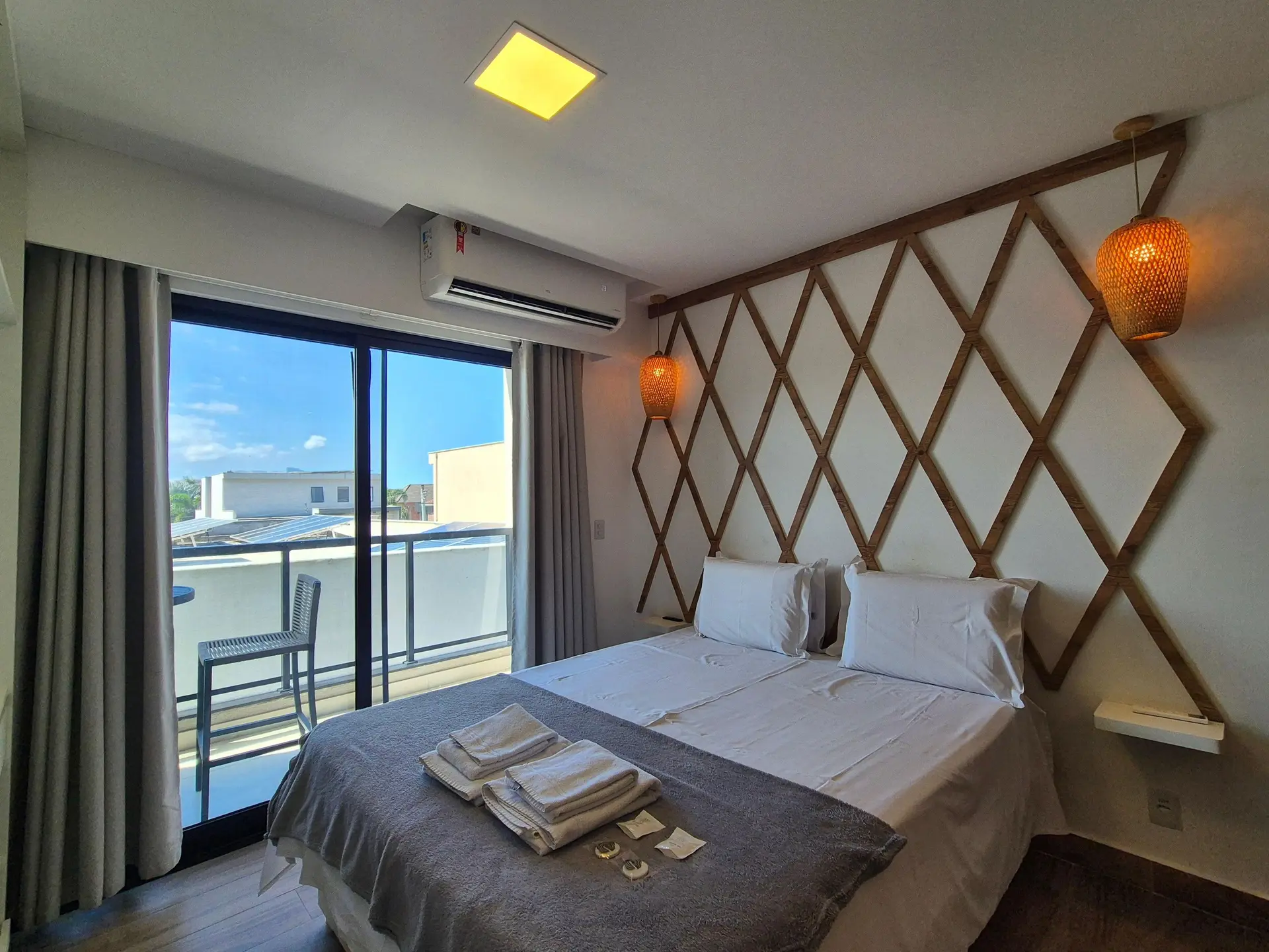 Studio mobiliado com 1 quarto e varanda com fechamento — photo 4