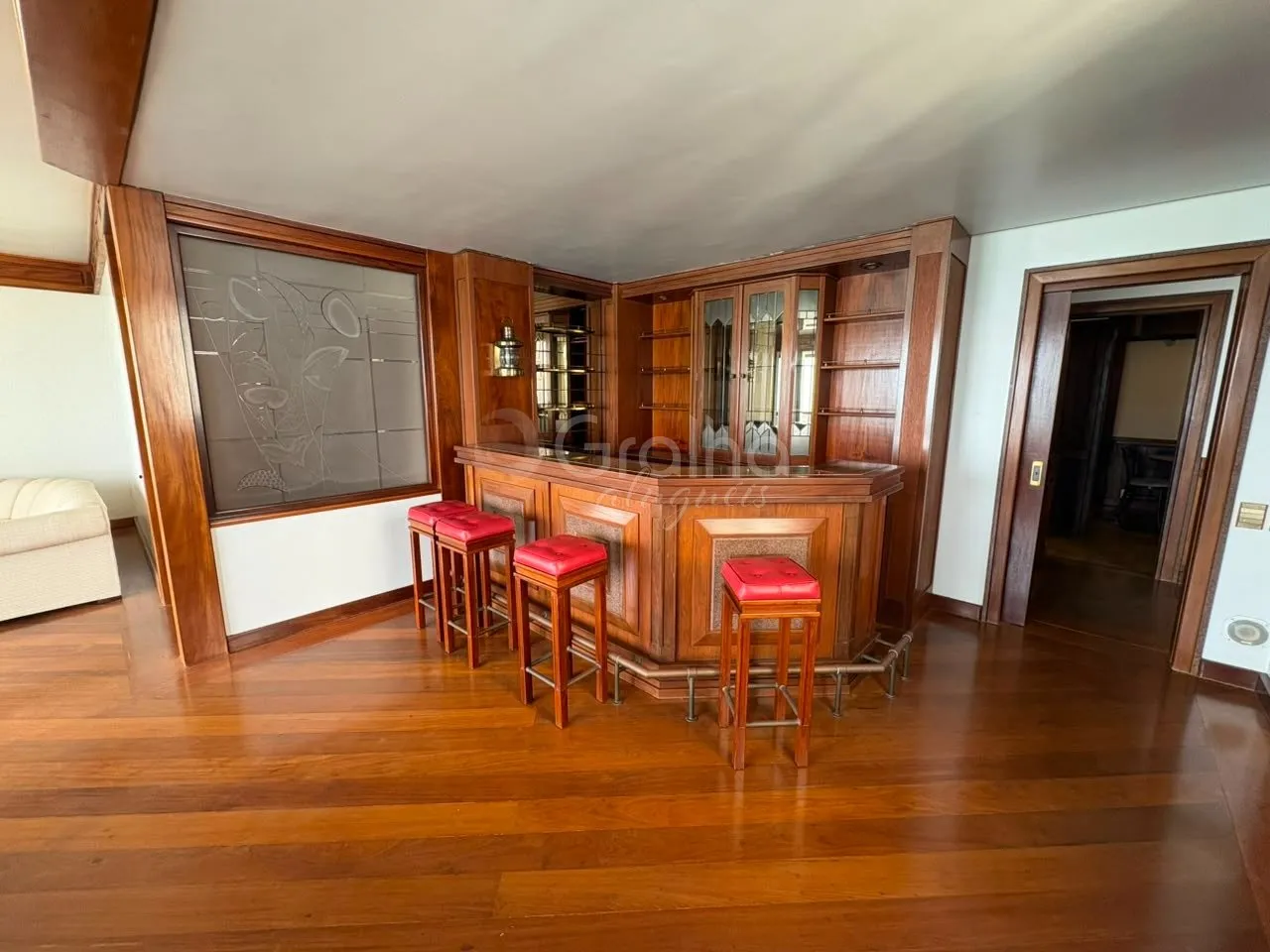 3-bedroom apartment with 446 m² and 2 parking spots — photo 10