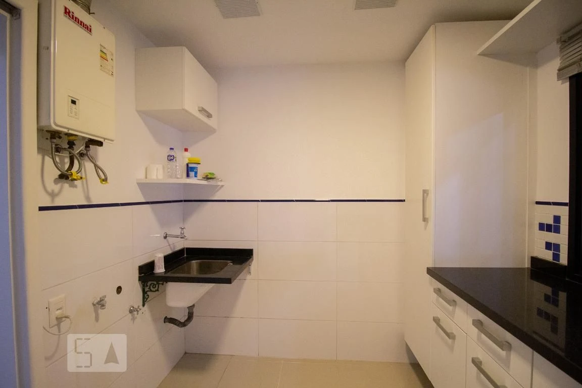 3-bedroom apartment with a balcony and built-in BBQ — photo 48