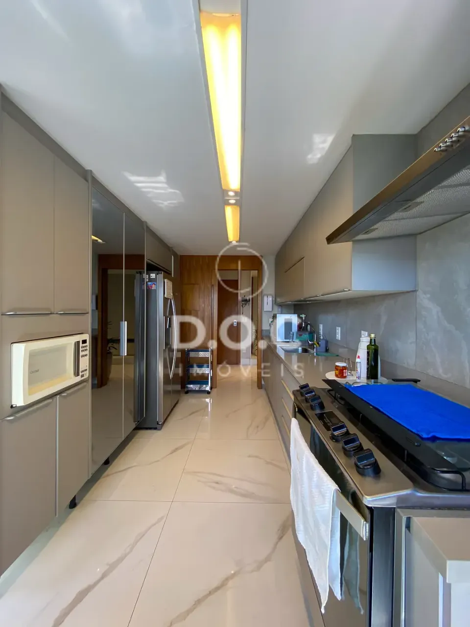 143 m² apartment with open-plan gas kitchen and 3 suites — photo 9