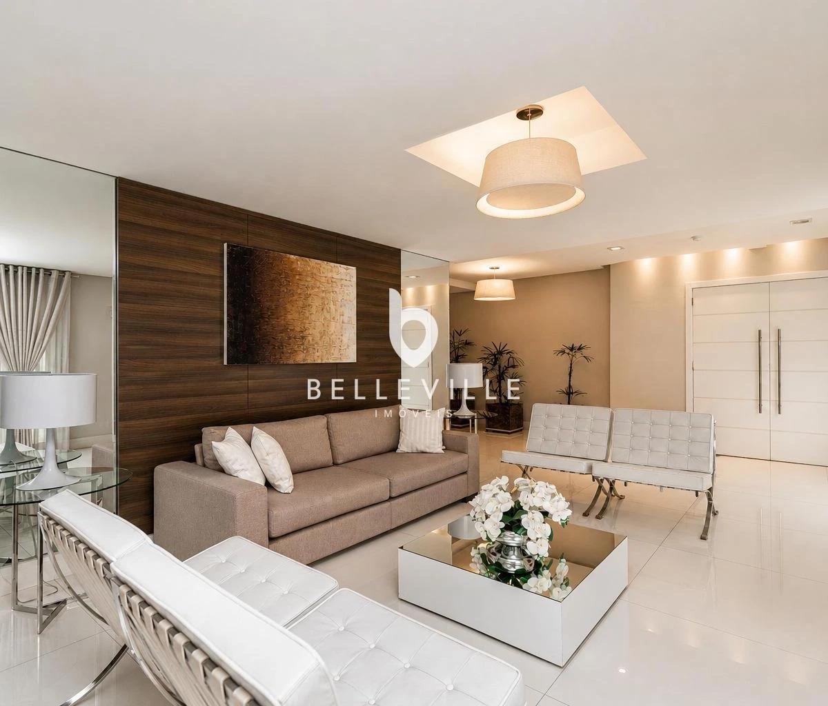 3-bedroom apartment with a grill on the balcony — photo 40