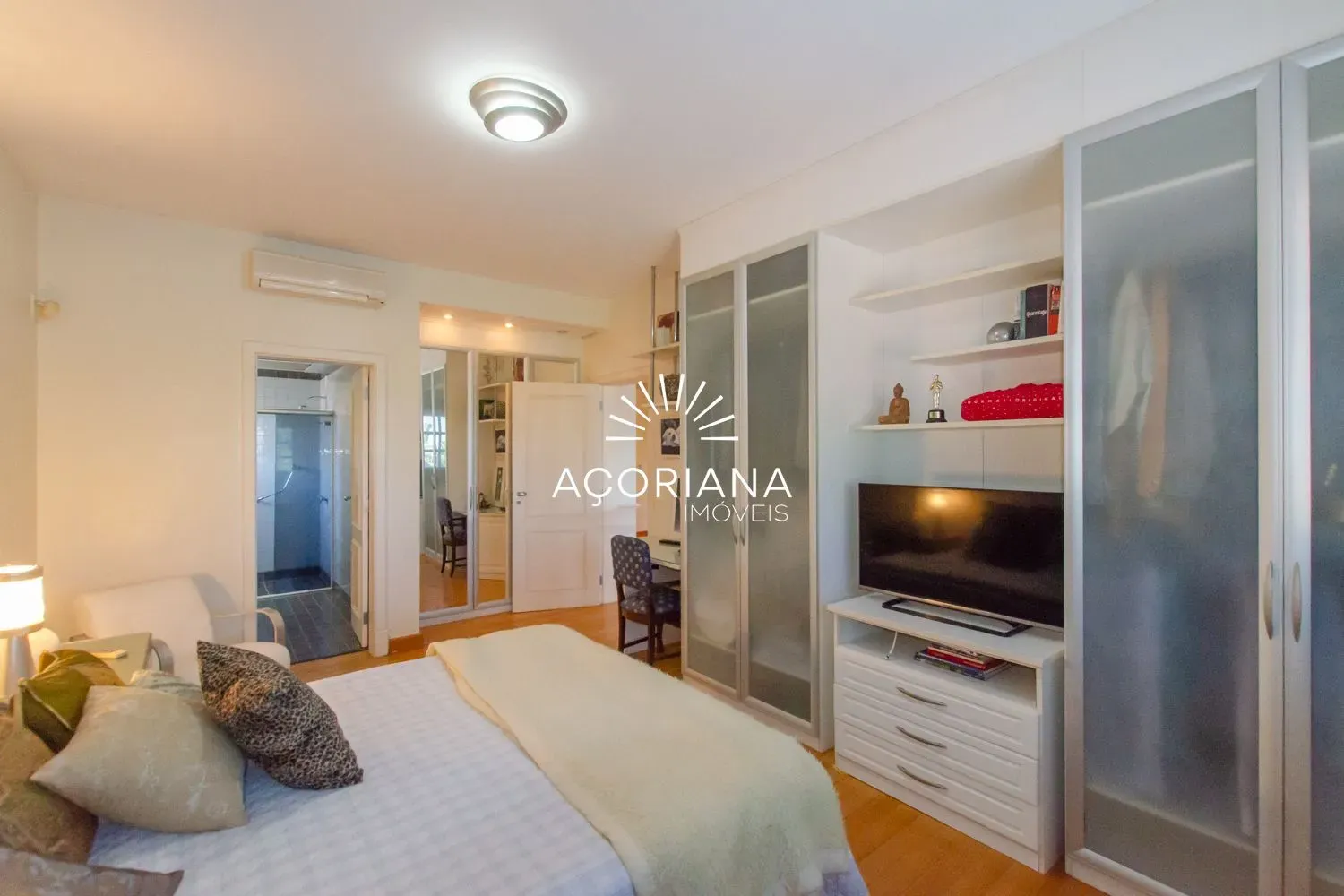 Furnished house with 5 en-suite bedrooms and 8 baths — photo 45