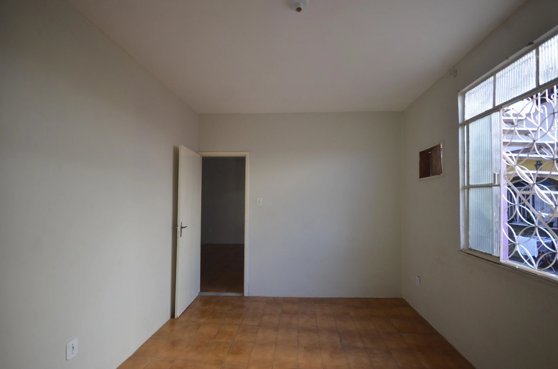 Casa sem mobília com 2 quartos e ar-condicionado — photo 20