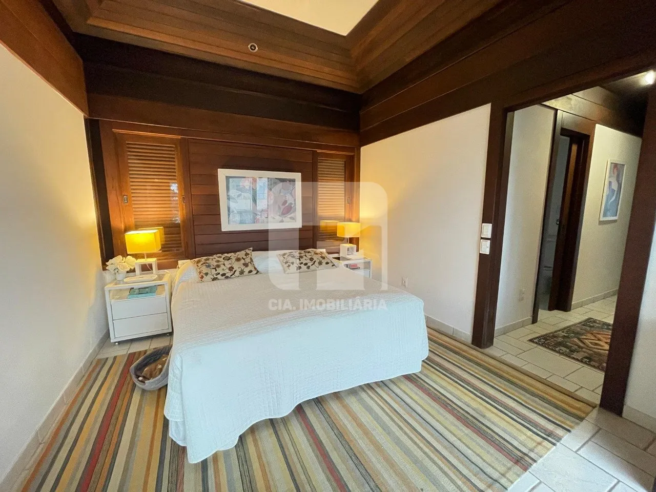 Furnished 350 m² house with 6 bedrooms and 3 suites — photo 18