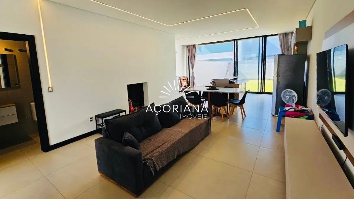 Washing machine in a 3-bedroom house, 240 m² — photo 8