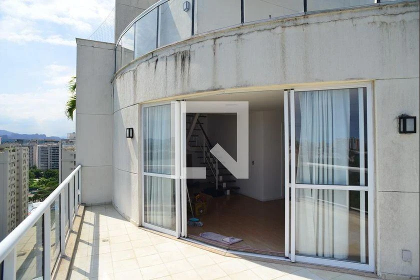 3-bedroom apartment with 225 m², 1 suite and balcony — photo 18