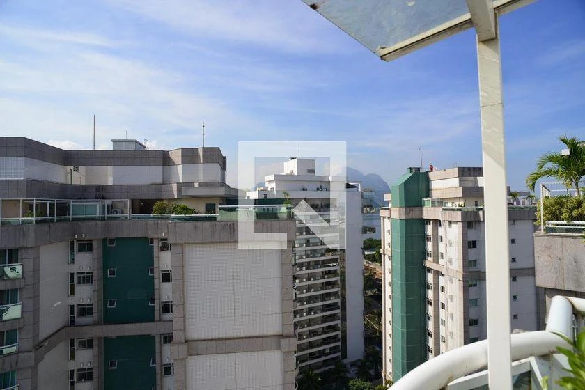4-bedroom apartment with 250 m² and 3 en-suite baths — photo 49