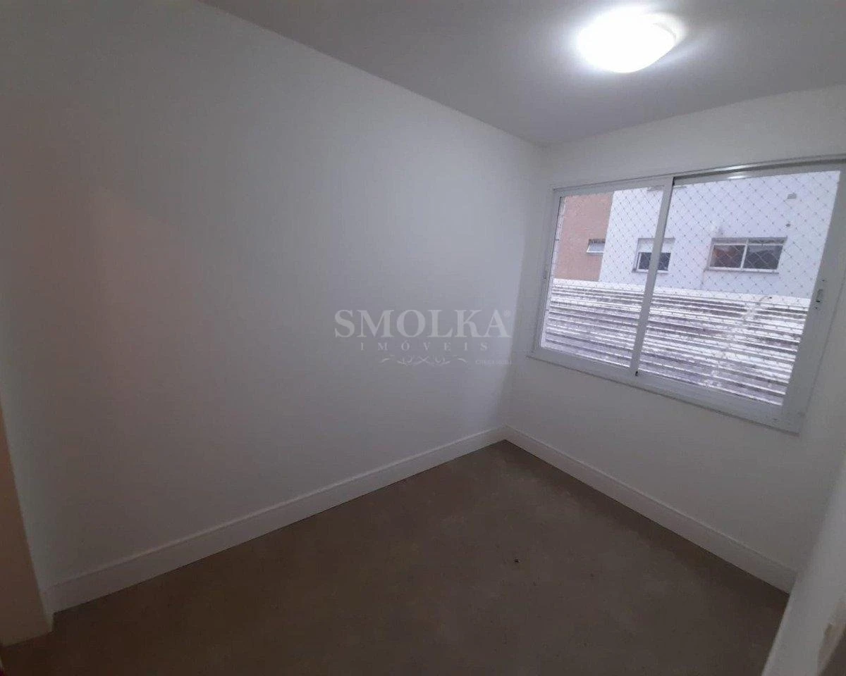 Ванна та 4 спальні: квартира 255 м² — photo 12