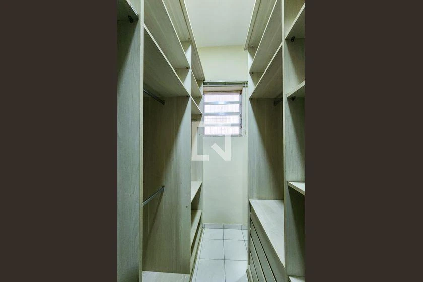 Apartamento, 82 m², com closet — photo 4