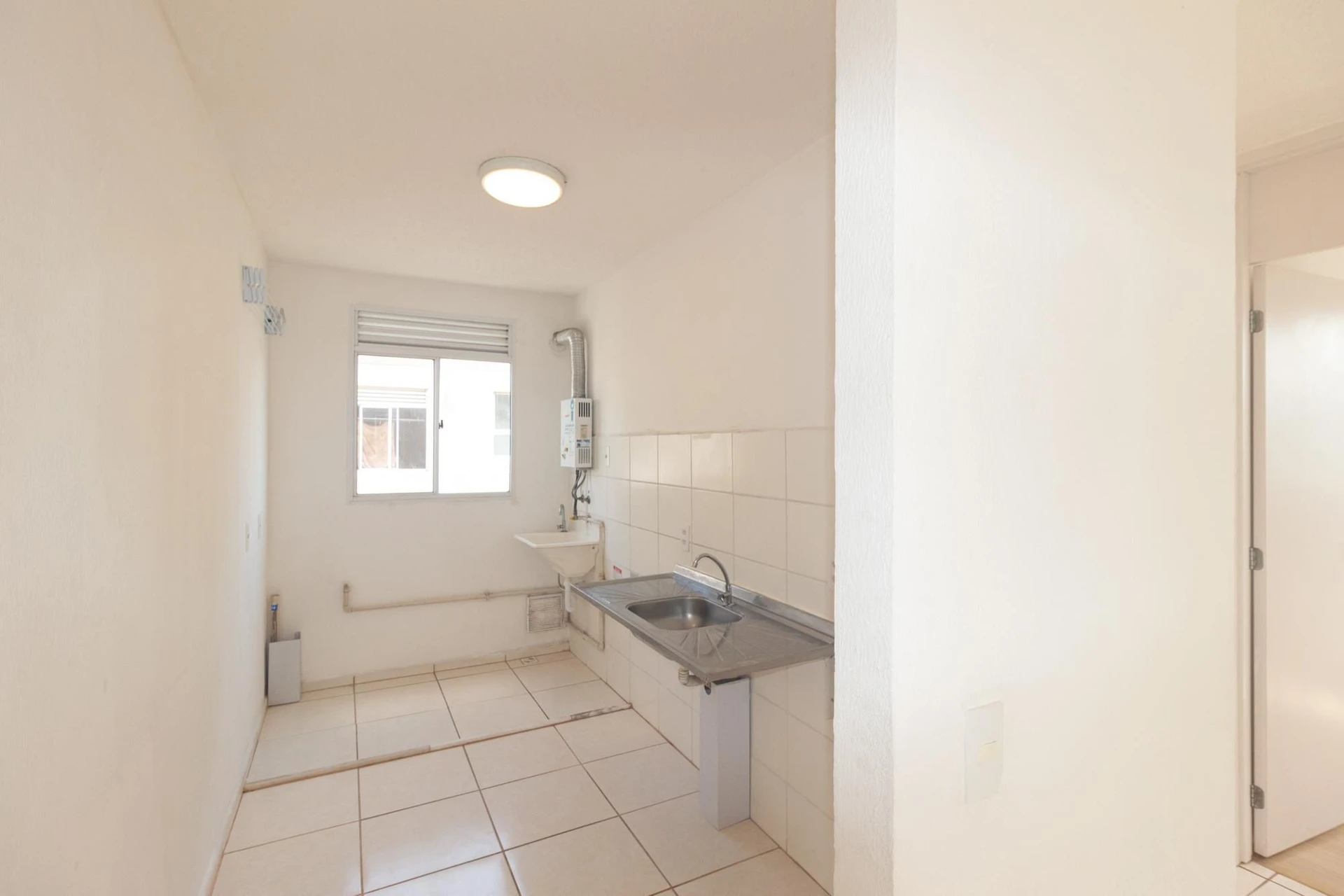 Mountain view in a 2-bedroom apartment, 37 m² — photo 5