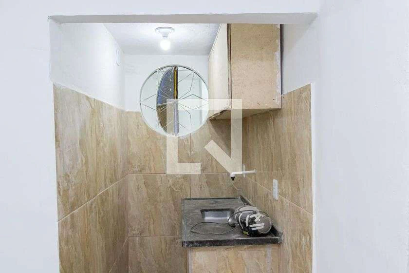 Estudio sin amueblar de 30 m² con 1 baño — photo 3