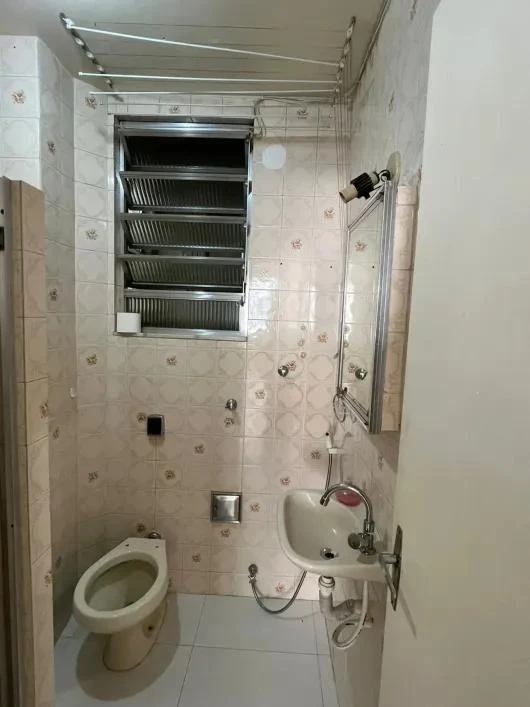 44 m² 1-bedroom apartment with a closed kitchen — photo 4