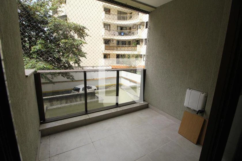 Студия 40 м² со стиральной машиной и застеклённым балконом — photo 13