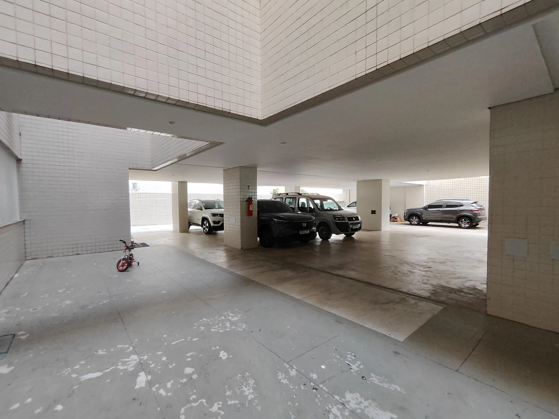 3-bedroom apartment, 1 with its own bathroom, 100 m² — photo 3