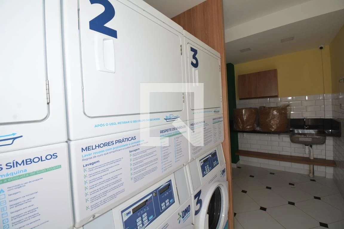 Washing machine in a one-bedroom apartment, 33 m² — photo 4
