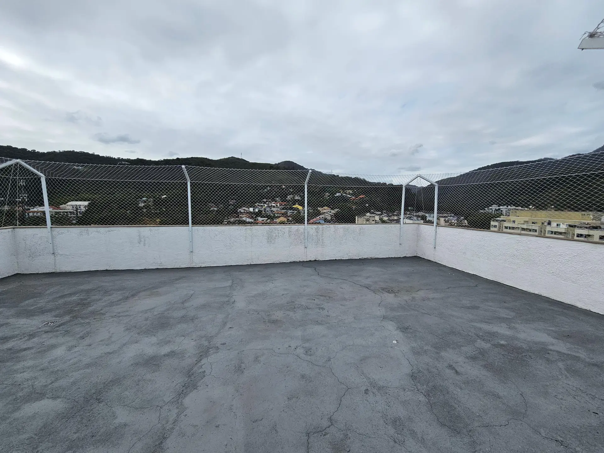 356 m² apartment with a water view and a home office — photo 56