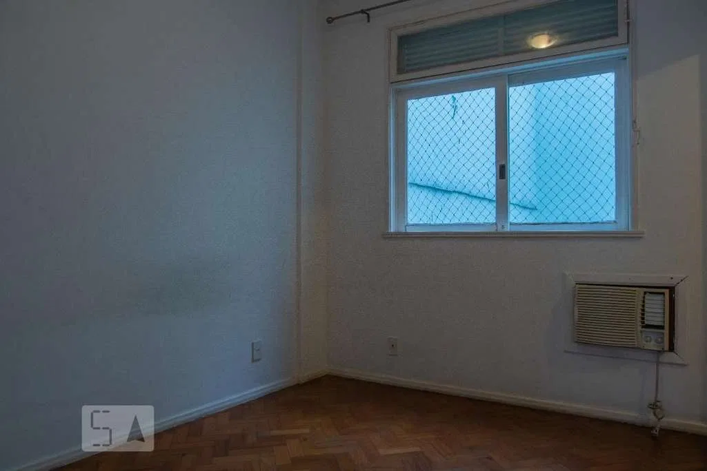 225 m² apartment with 4 bedrooms and a balcony — photo 10
